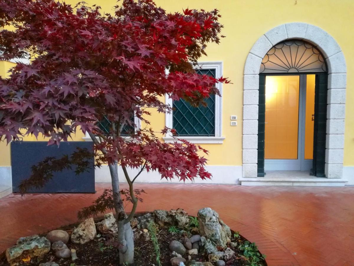 Villa Montenero Cavalcaselle Room photo